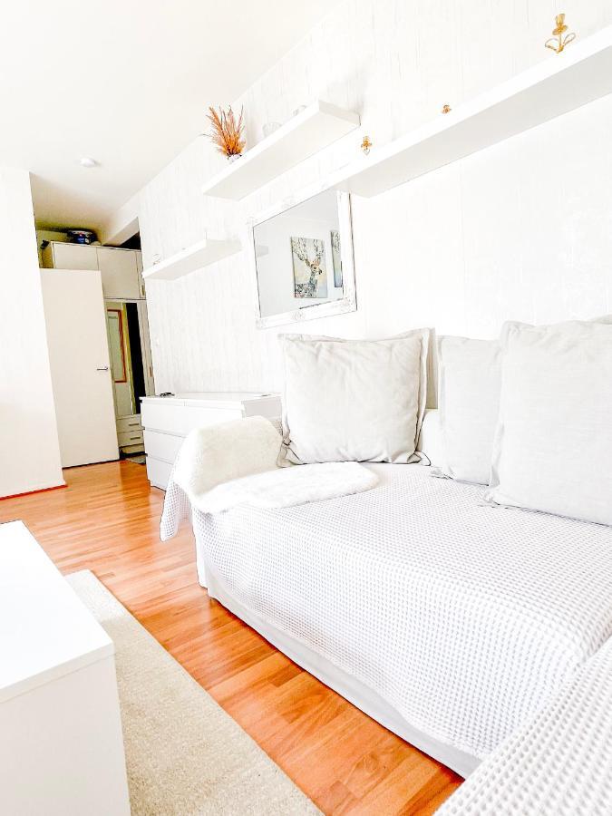 Ilona Apartments -"Home Away From Home" 科特卡 外观 照片